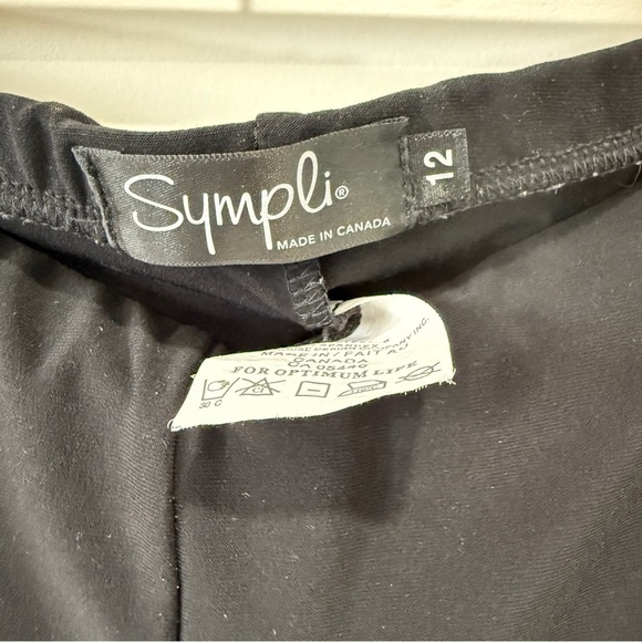 Sympli White House Design Company Floral Cut Out Black Leggings Made in Canada - Picture 6 of 17